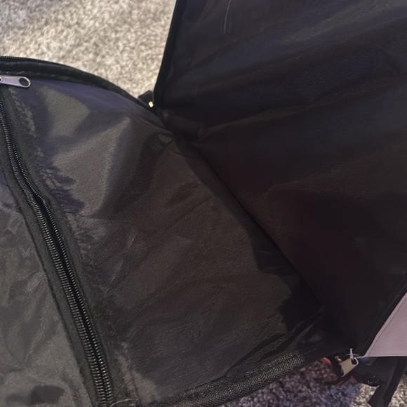 Multi-Use Backpack - Picture 5 of 9